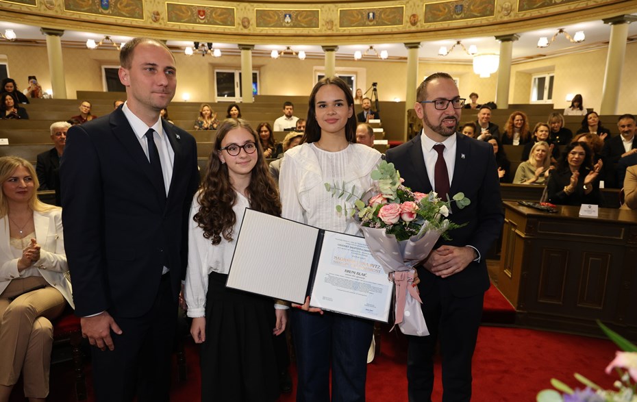 Svečana dodjela Nagrade "Luka Ritz - Nasilje nije hrabrost"